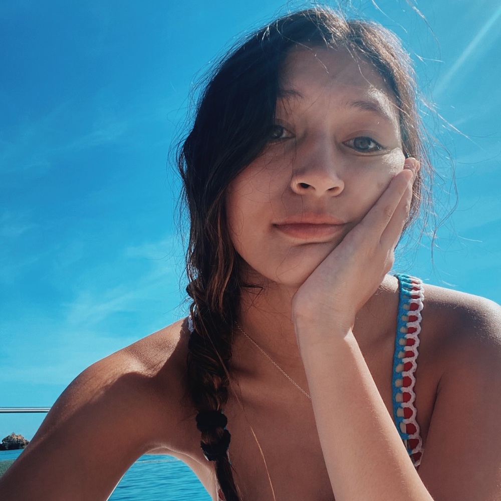 Meet your Posher, Maddie